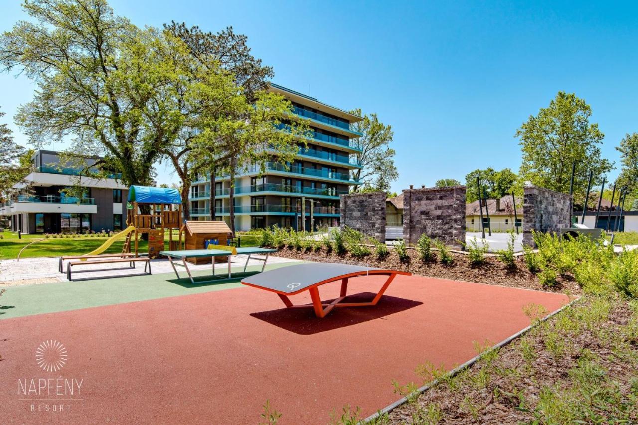 Bonnie-Premium Lelle Waterfront Private Apartment Balatonlelle Luaran gambar